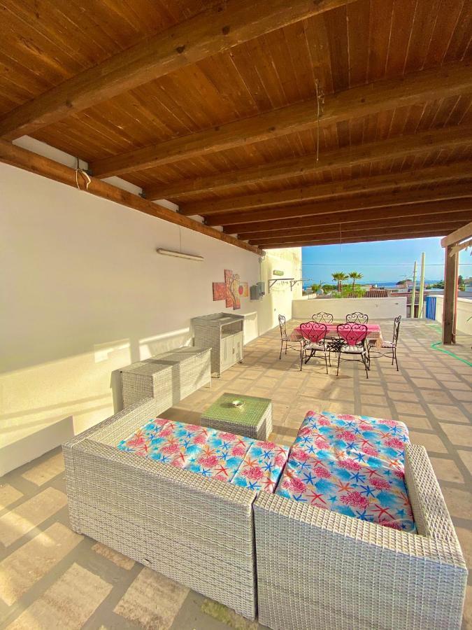 Il Mare In Tasca - Casa Vacanze - Loc.Torre Lapillo Exterior foto